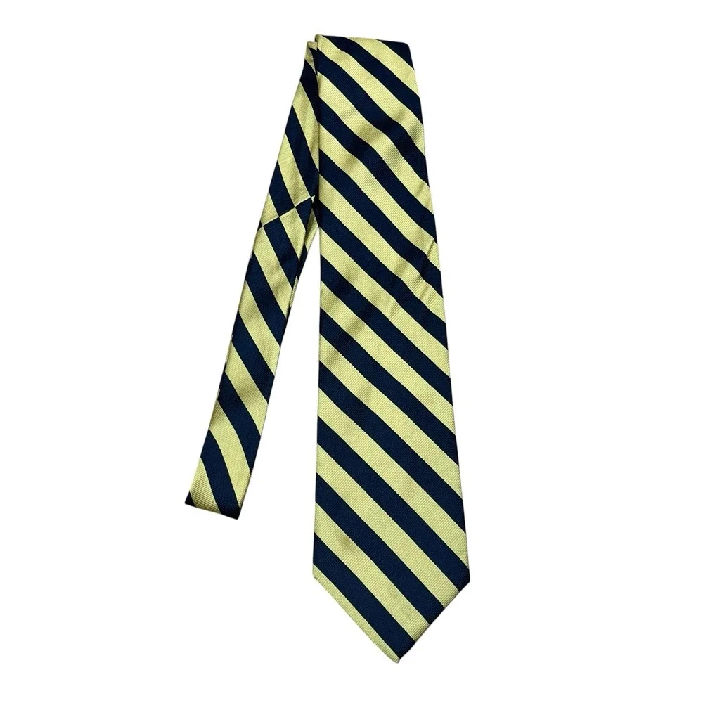 Brooks Brothers 100% Silk Repp Necktie Navy Gold Classic Preppy USA Made